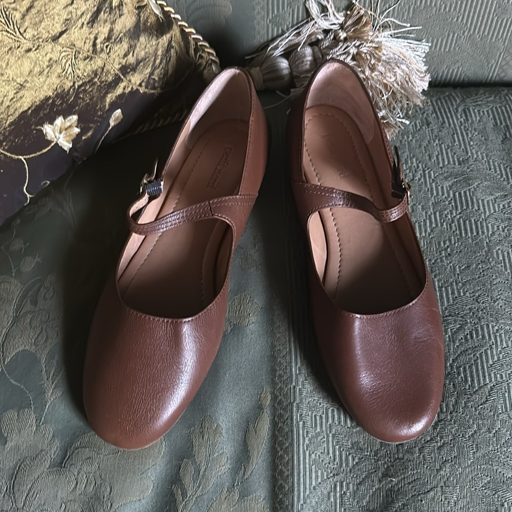 NWT Petit Nord Thea Ballerina Ballet Leather Flats